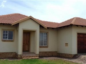 3 Bedroom House in Thatchfield