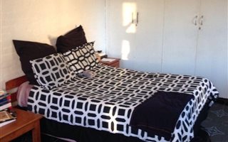 1 Bedroom Apartment in Humewood