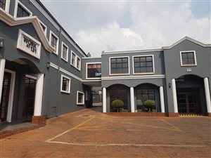 51 m² Commercial space in Greenside