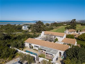 4 Bed House in Plettenberg Bay