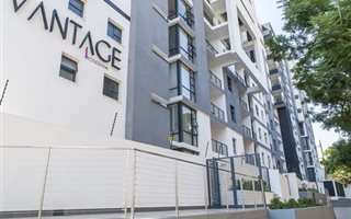 2 Bedroom Apartment in Rosebank