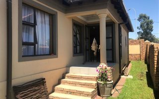 3 Bedroom House in Roseacre