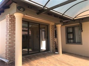 3 Bed Townhouse in Roseacre