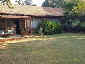 3 Bed Duet in Die Wilgers