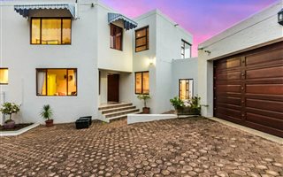 4 Bedroom House in Northcliff
