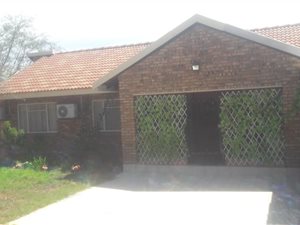 3 Bed House in Burgersfort