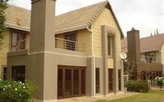 3 Bedroom House in Clubview