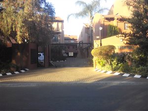 2 Bed Apartment in Hurlyvale
