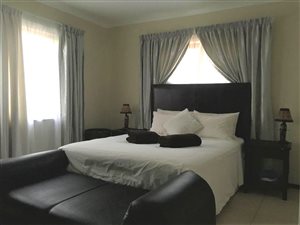 3 Bed Duplex in Tableview