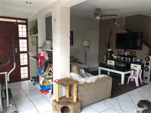 3 Bed House in Highway Gardens