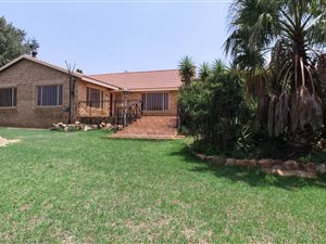 3 Bed House in Bronkhorstbaai