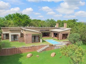 8.7 ha Farm in Waterkloof