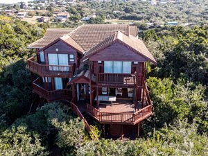 5 Bed House in Cintsa
