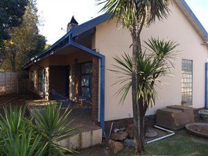 6 Bed House in Edelweiss