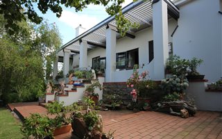 4 Bedroom House in Kingswood
