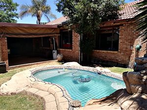 4 Bed House in Eastleigh