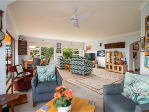 3 Bed Apartment in Hunters Home