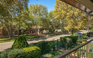 8 Bedroom House in Queenswood