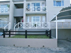2 Bed Apartment in Lynnwood Manor