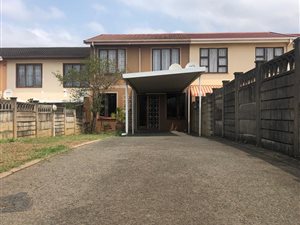 3 Bed House in Newlands West