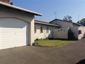 2 Bed Simplex in Montclair