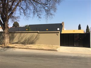 2 Bed House in Rhodesfield