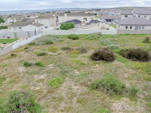 1003 m² Land available in Country Club