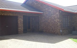 3 Bedroom House in Middelburg South