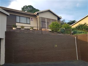 4 Bed House in Chatsworth Central