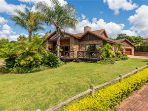 4 Bed House in White River Country Estate