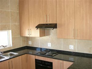 3 Bed Apartment in Vanderbijlpark Central