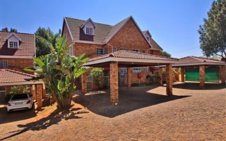 3 Bedroom Apartment in Radiokop