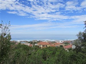 814 m² Land available in Outeniqua Strand