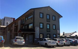 275 m² Commercial space in Observatory