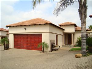 3 Bed House in Modelpark