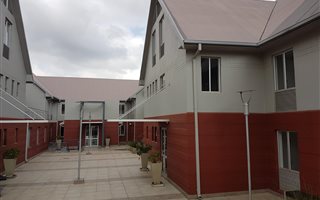 135 m² Commercial space in Lynnwood Park