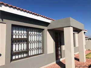 3 Bed House in Rand Collieries