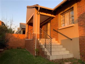 2 Bed Townhouse in Mooikloof Equestrian Estate