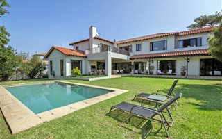 4 Bedroom House in Dainfern Golf Estate
