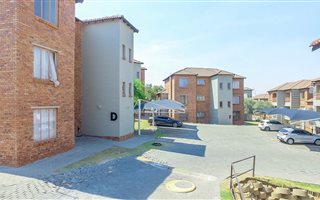 2 Bedroom Flat in Birchleigh