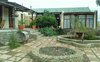 2 Bedroom House in Barrydale