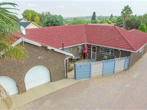 3 Bedroom House in Birchleigh North