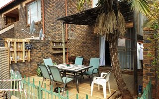 2 Bedroom Duplex in Hennopspark