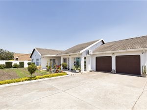 4 Bed House in Birdswood