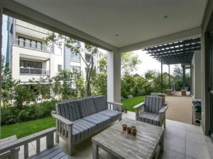 2 Bedroom Apartment in Steyn City