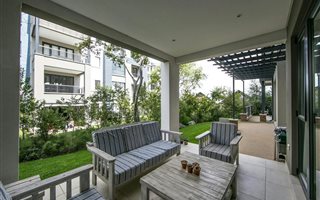 2 Bedroom Apartment in Steyn City