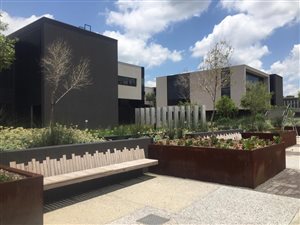 260 m² Office Space in Waterfall Estate