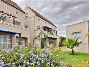 2 Bed Apartment in Sonstraal Heights