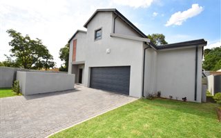 3 Bedroom House in Ferndale