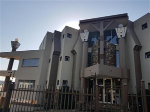24 m² Commercial space in Menlo Park